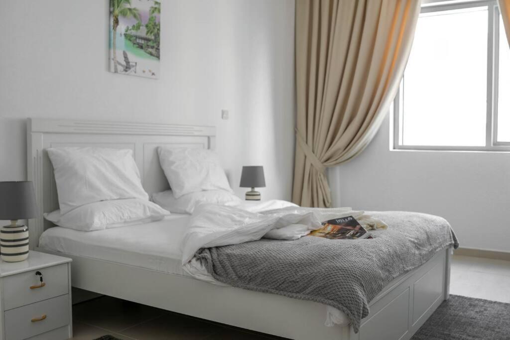 Best Apartment 2 Bedroom Beach Front 아부다비 외부 사진